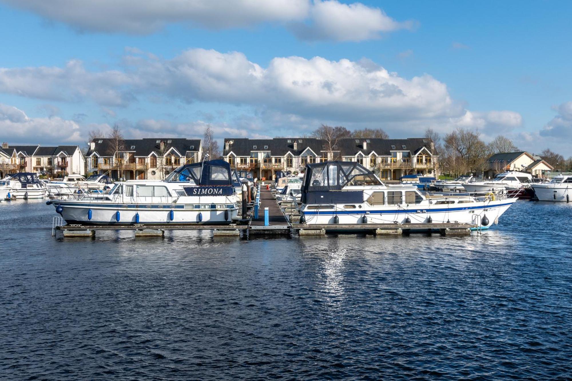 Shannonside - Stylish 5 Bed Marina Home & 40Ft Mooring Termonbarry Exterior foto